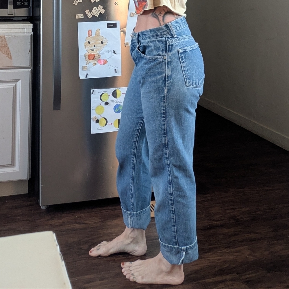 Calvin Klein Size 27  Jeans Boyfriend Jean